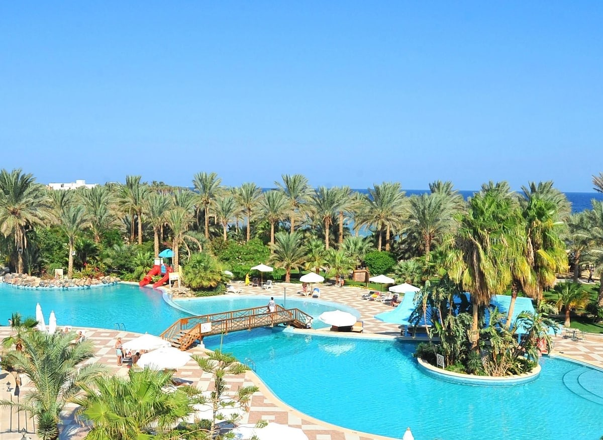 Brayka Bay Resort – Hotelansicht