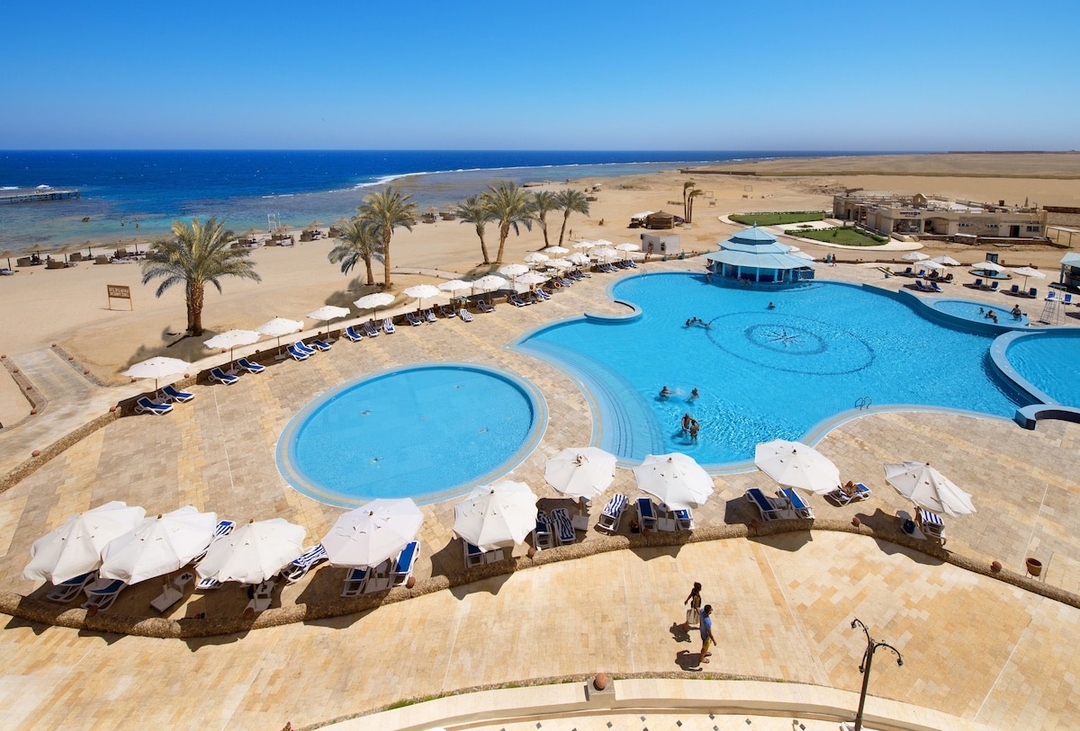Concorde Moreen Beach Resort & Spa – Hotelansicht