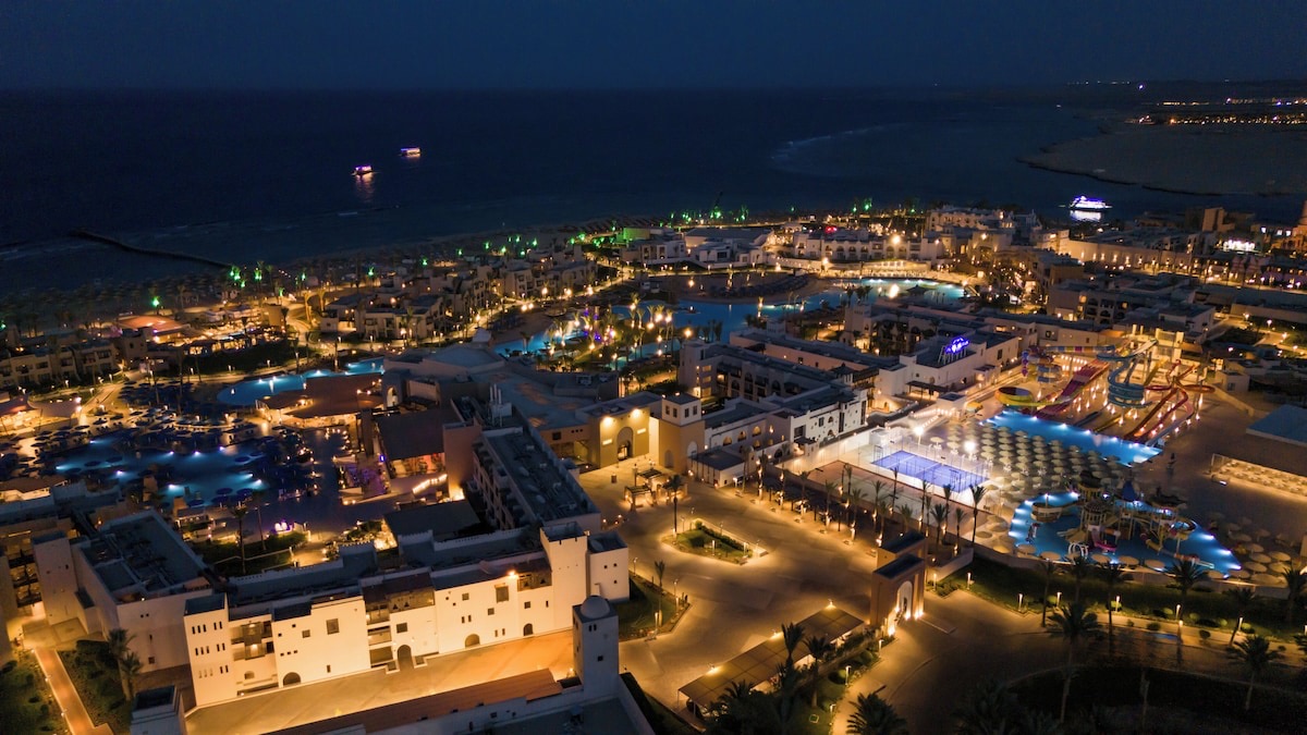 Pickalbatros Sands Port Ghalib – Hotelansicht