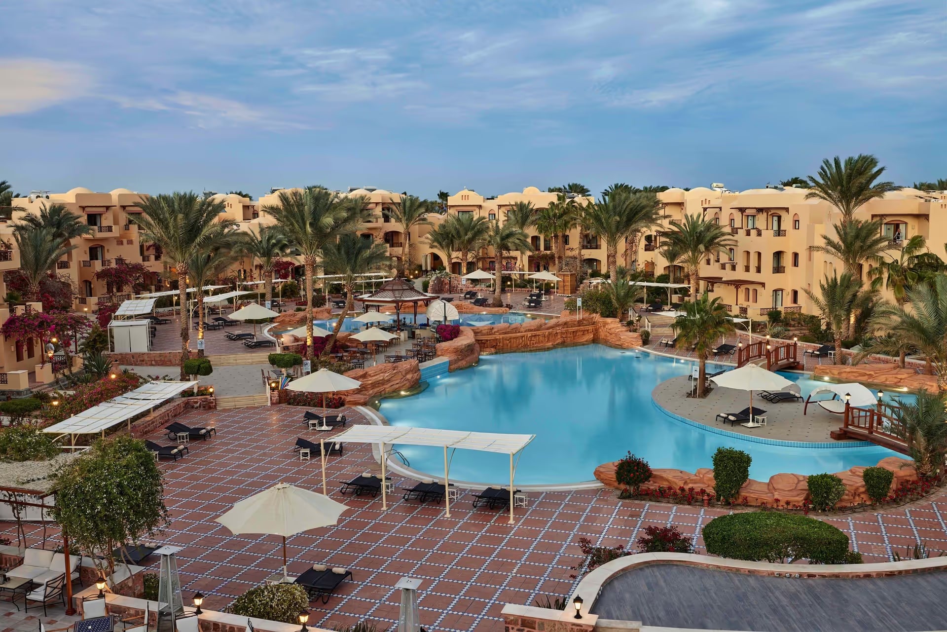 Steigenberger Coraya Beach – Hotelansicht